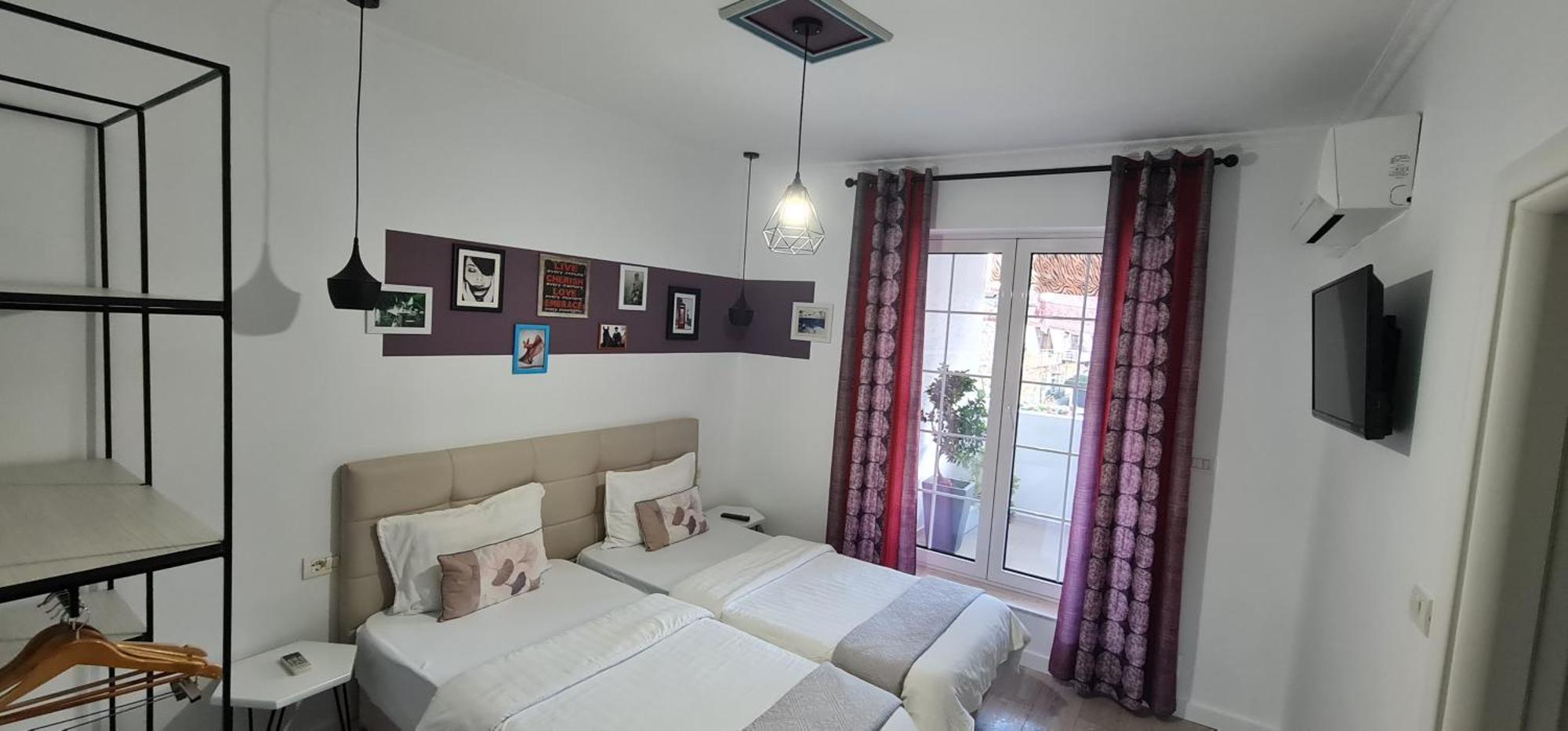 Funky Guest House & Adventures Përmet 外观 照片